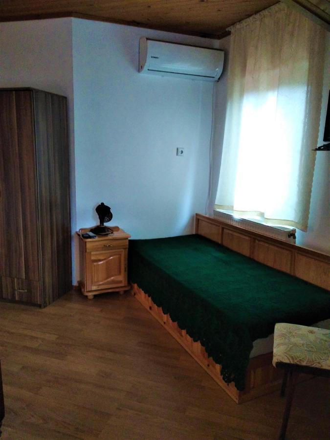 Hotel Къща Речен Шепот Kałofer Zewnętrze zdjęcie